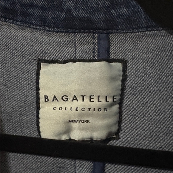 Bagatelle Collection tailored denim blazer in a dark wash blue - Picture 4 of 4
